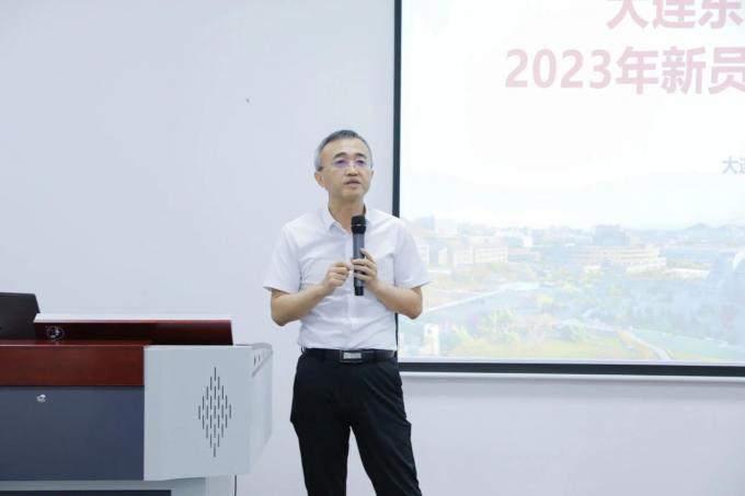 凝“新”聚力，繼承超越！學校開展2023年第二期新員工始業(yè)教育培訓